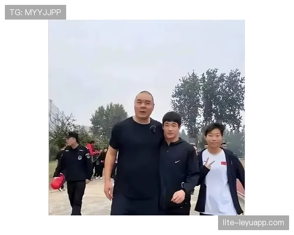 张志磊普通训练背后，竟藏着连明星都羡慕的豪宅钥匙？